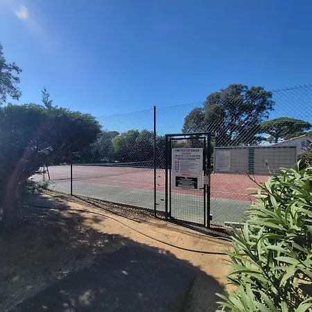 L'appart St Aygulf, 5mn A Pied Mer, Piscine, Tennis