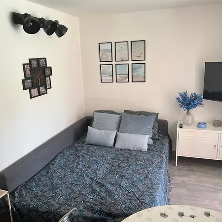L'appart St Aygulf, 5mn A Pied Mer, Piscine, Tennis Apartment Frejus